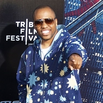 Kanye West - Gone (feat. Consequence & Cam'ron)