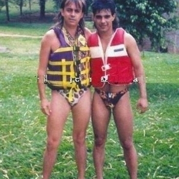 Chitãozinho & Xororó - Pensando em minha amada (мелодия из сериала "Секрет Тропиканки / Mulheres de Areia")