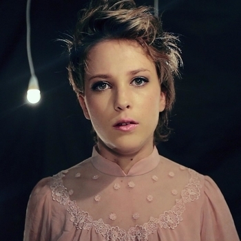 Emma Louise - Never Making Plans Again (Lilac Everything 2018)