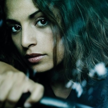 Emilia - Cut and Paste (Cut and Paste 2017)