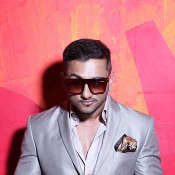 Yo Yo Honey Singh and Jasmine Sandlas & Baani J - Raat Jashan Di