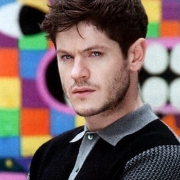 Артист Iwan Rheon