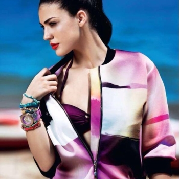 Stavento, Ivi Adamou - Gia Sena