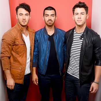 Jonas Brothers - Love Me To Heaven