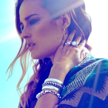 Jess Mills - Pixelated People (Wilkinson Remix)