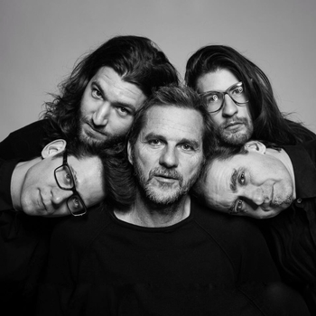 Kistehén Tánczenekar - Tanulni Meg! (Picsaba Az Urhajokkal 2010)