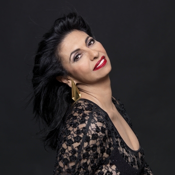 John Paul Chacon, Laura Fygi - Christmas Time (2024)