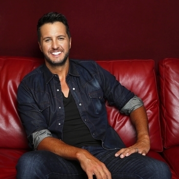 Luke Bryan - Word On The Street