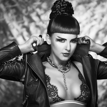 Lavinia - Burn (Single 2014)