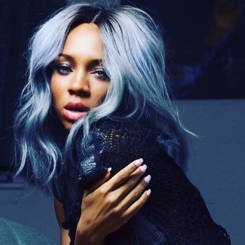 Lil Mama feat Snoop_Dogg - Ny Ny La La (2011)