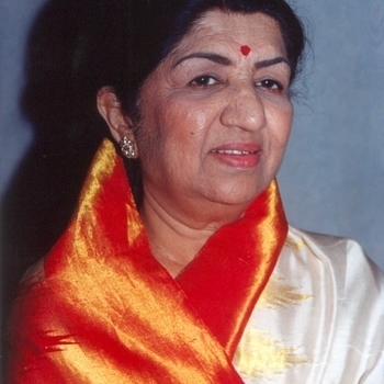 Lata Mangeshkar - Aaja Piya Tohe Pyar Doon