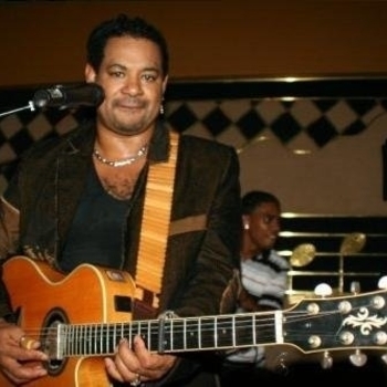 Romeo Santos and Anthony Santos, Luis vargas, Raulin Rodriguez, Anthony El Mayimbe Santos, Luis Vargas, Rauln Rodrguez - Skit (La Discusin) (Formula Vol. 1. 2012)