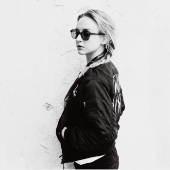 Leslie Clio - I Couldn't Care Less