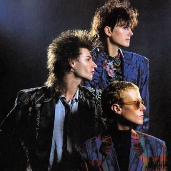 Артист Love and Rockets