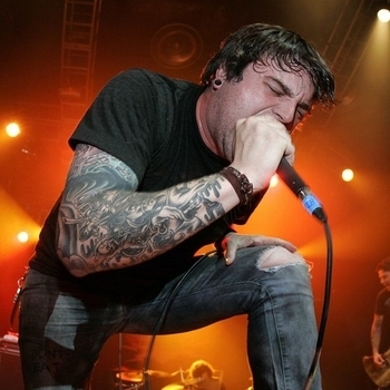 Luti-Kriss - Light Blue Collar