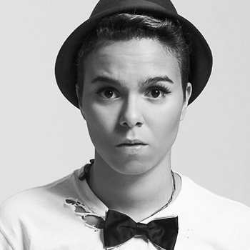 Maria Gadu and Dani Black - Aurora (Multishow Ao Vivo 2010)