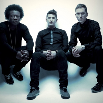 Magnetic Man - Flying Into Tokyo (Magnetic Man 2010)