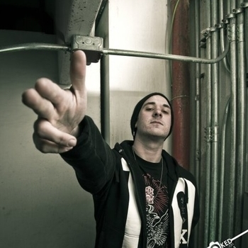 Mark Instinct - Off the chains Feat. Radrok (Polymer Drone remix)