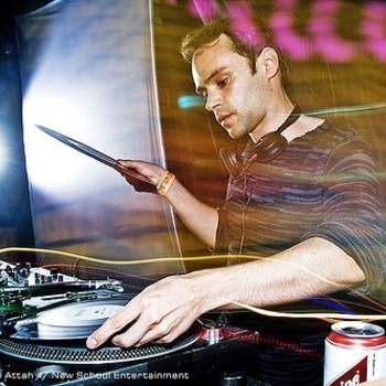 Mistabishi - Millwall