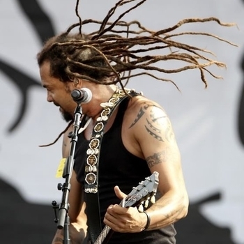 Michael Franti & Spearhead - Hey Now Now