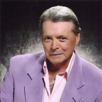 Артист Mickey Gilley (Мики Гилли)