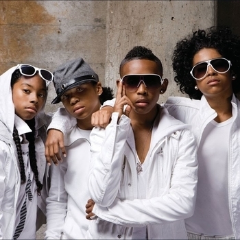 Mindless Behavior - Brightside (All Around the World 2013)
