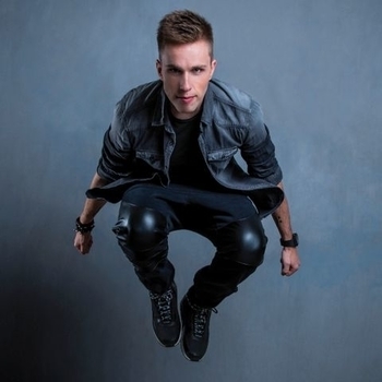 Nicky Romero, Émilie Rachel - Holy