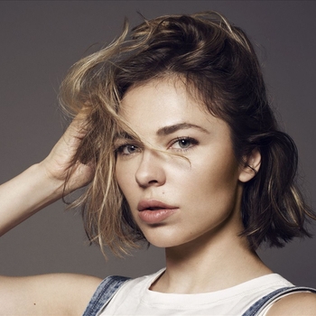 Артист Nina Kraviz