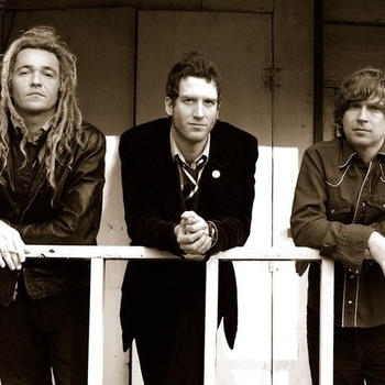 Nada Surf - Comes a Time