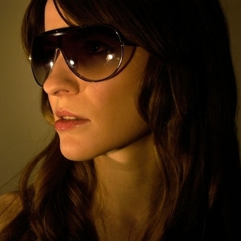 Olivia Broadfield - Happening