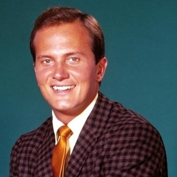 Pat Boone and Irving Berlin - White Christmas (White Christmas 1961)