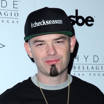 Archie Lee - She Walk Like A Model (MIXED)