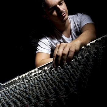 Paolo Mojo - JMJ (Wally Lopez Mix)