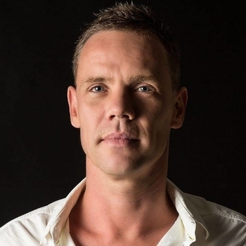 Вавян ft. DJ RAM - Колдунья