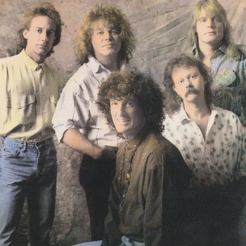Reo Speedwagon - Can't Fight This Feeling