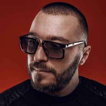 Robert M feat. Nicco - Dance Hall Track