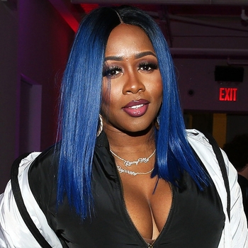 Remy Ma - Bitches (Remy On The Rocks 2015)