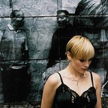 Reflekt and Artur Nelson - On The Run (Single 2019)