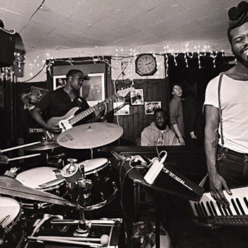 Patrick Stump and Robert Glasper Experiment, Common - I Stand Alone