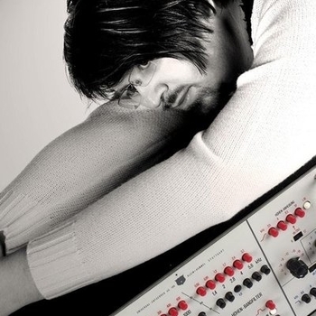 Robert Babicz - Beautiful (Night Mix)