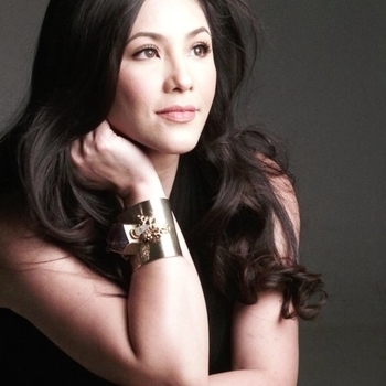 Carol Banawa - Ocean Deep