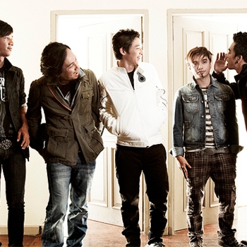 Ungu - Dia Atau Diriku