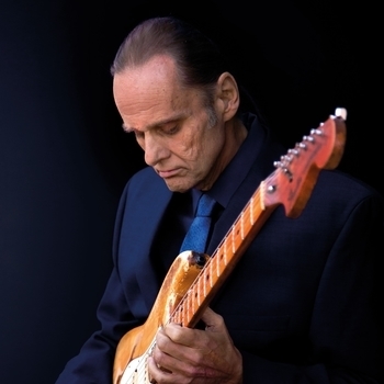 Walter Trout and Edgar Winter - She Steals My Heart Away