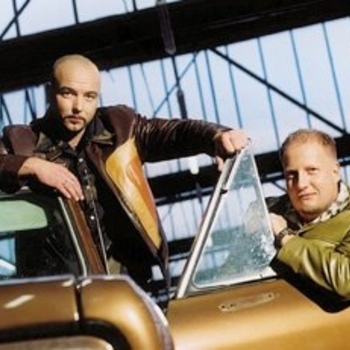 Артист Warp Brothers