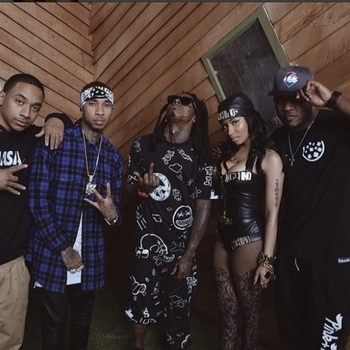 Young Money feat Lil Wayne, Nicki Minaj, Tyga - Roger That (We Are Young Money 2009)