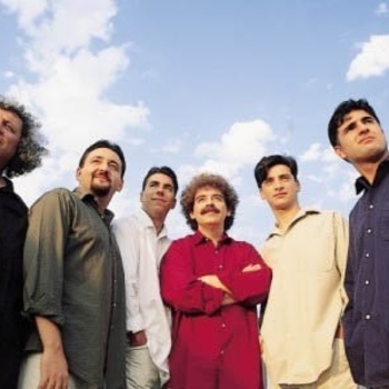 Артист Yeni Türkü