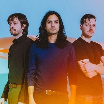 Yeasayer - Rome (Песня из фильма "Идеальный голос / Pitch Perfect")