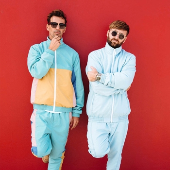 Yolanda Be Cool - Whooz Da Baddest (Remix)