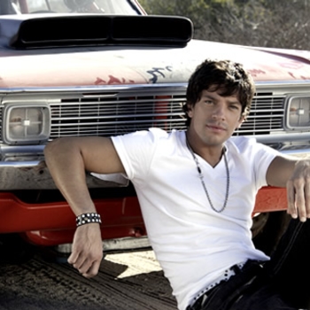 Yahir - Amiga [Ft. Yuridia]