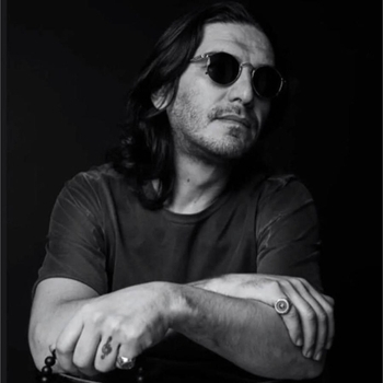 Артист Гио Пика 